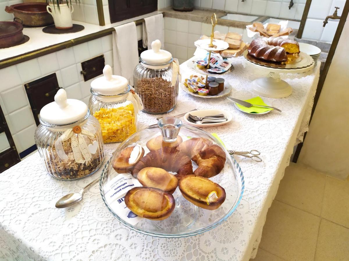 Palazzo De Castro Bed and Breakfast Squinzano Buitenkant foto