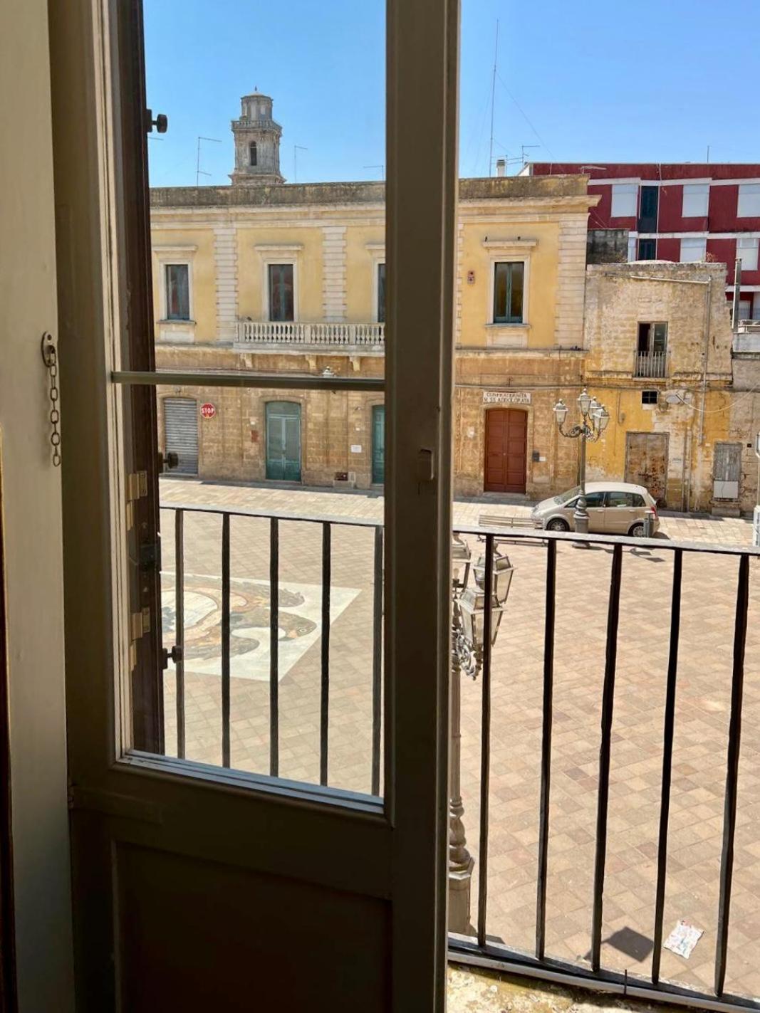 Palazzo De Castro Bed and Breakfast Squinzano Buitenkant foto